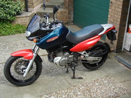 Product picture SUZUKI XF650 FREEWIND MOTORCYCLE SERVICE & REPAIR MANUAL (1996 1997 1998 1999 2000 2001) - DOWNLOAD!